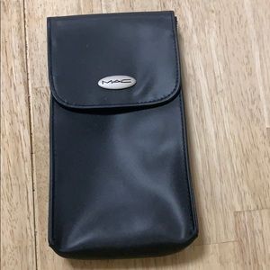 MAC brush case